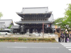 The Higashi=Honganji Temple.