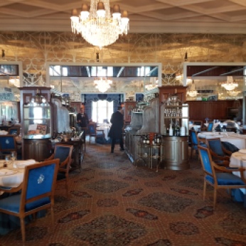 The elegant George V dining room has entertained royalty, celebrities, and many Tauck groups.